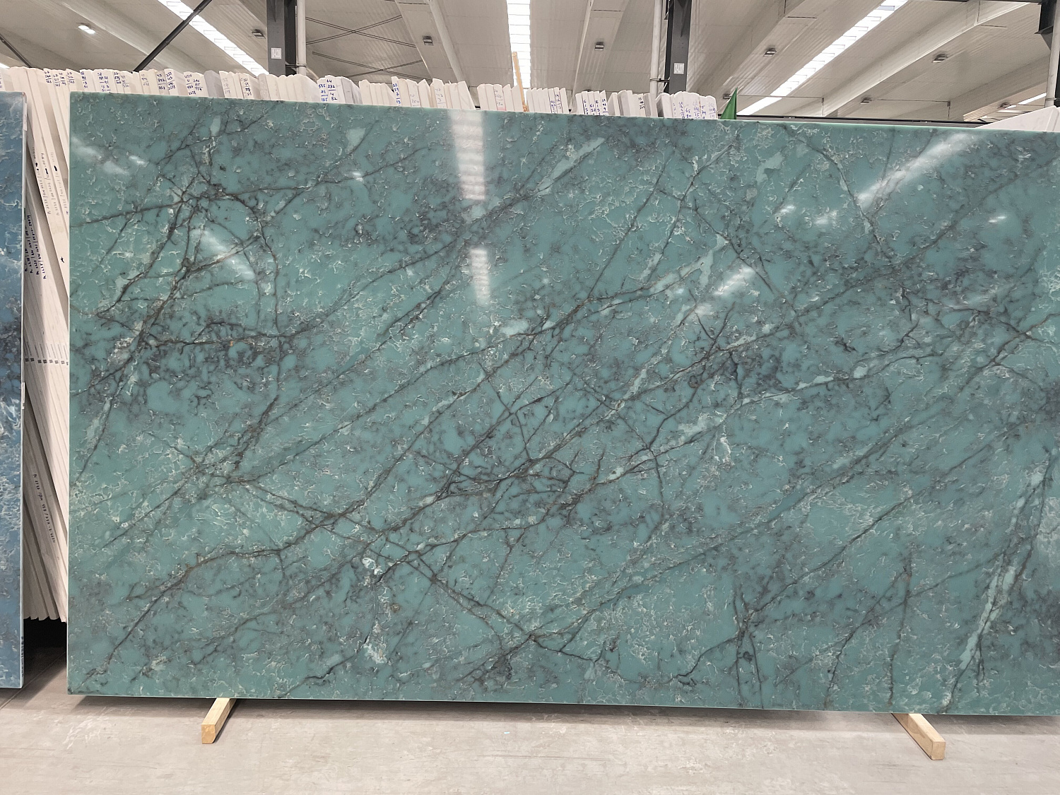Quantra quartz Champs Elysees