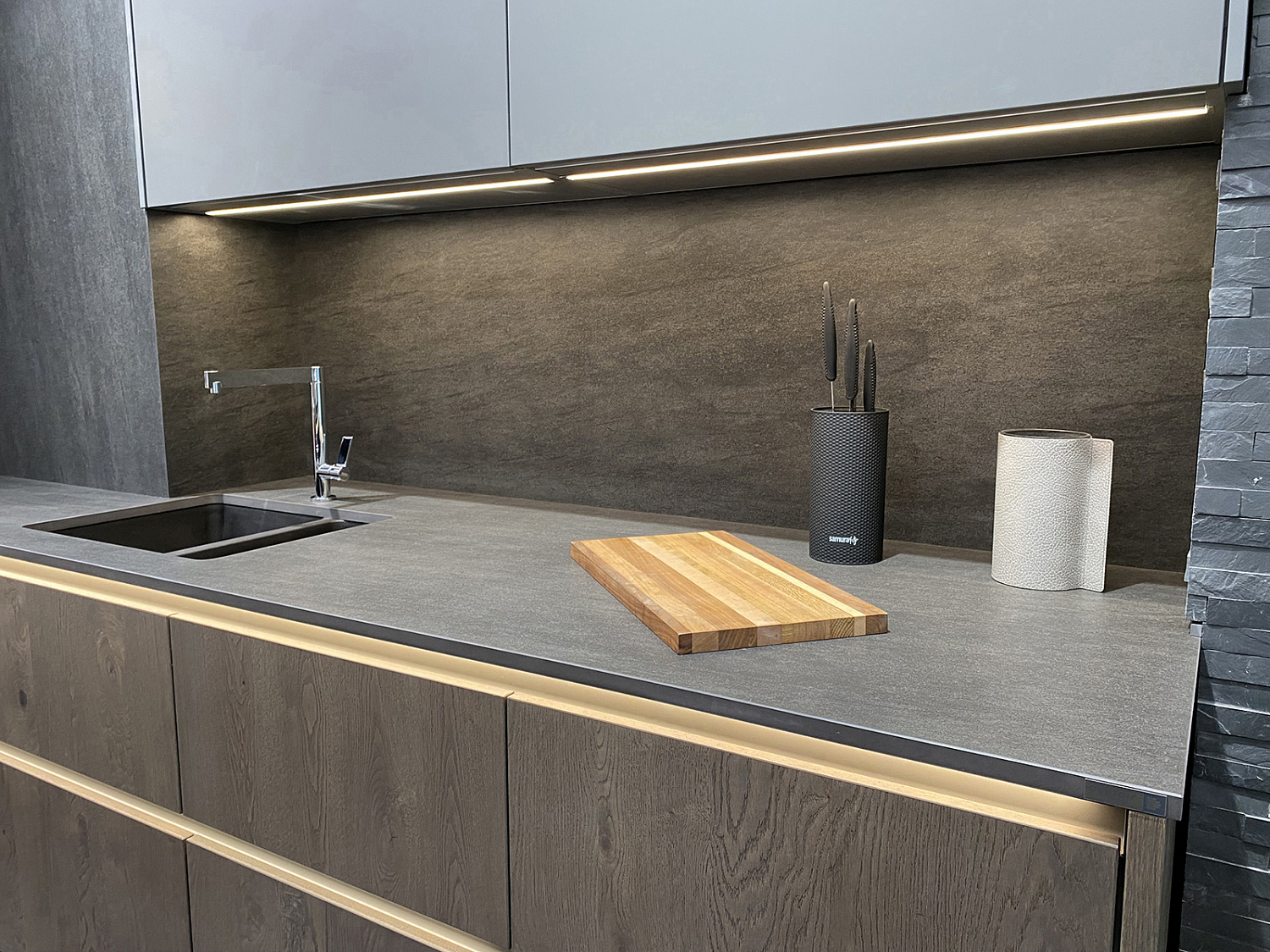 Dekton Bromo