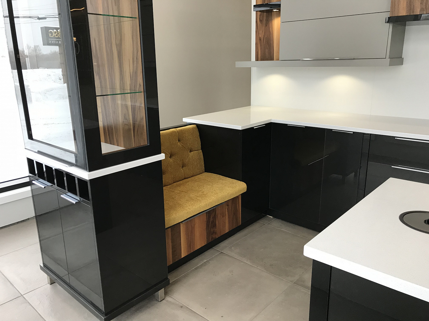 TechniStone Brilliant White