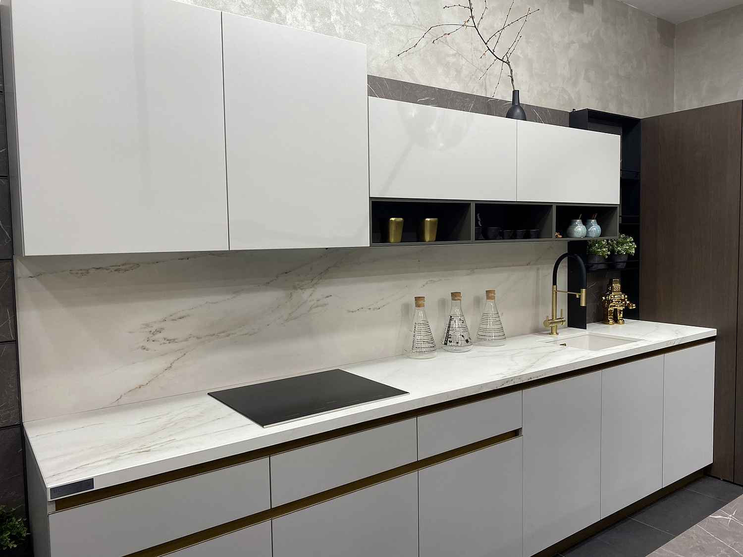 Dekton REM